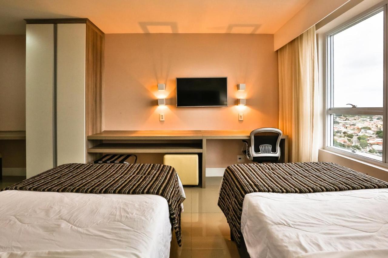 Ramada Hotel & Suites Campos Pelinca Campos dos Goytacazes Εξωτερικό φωτογραφία