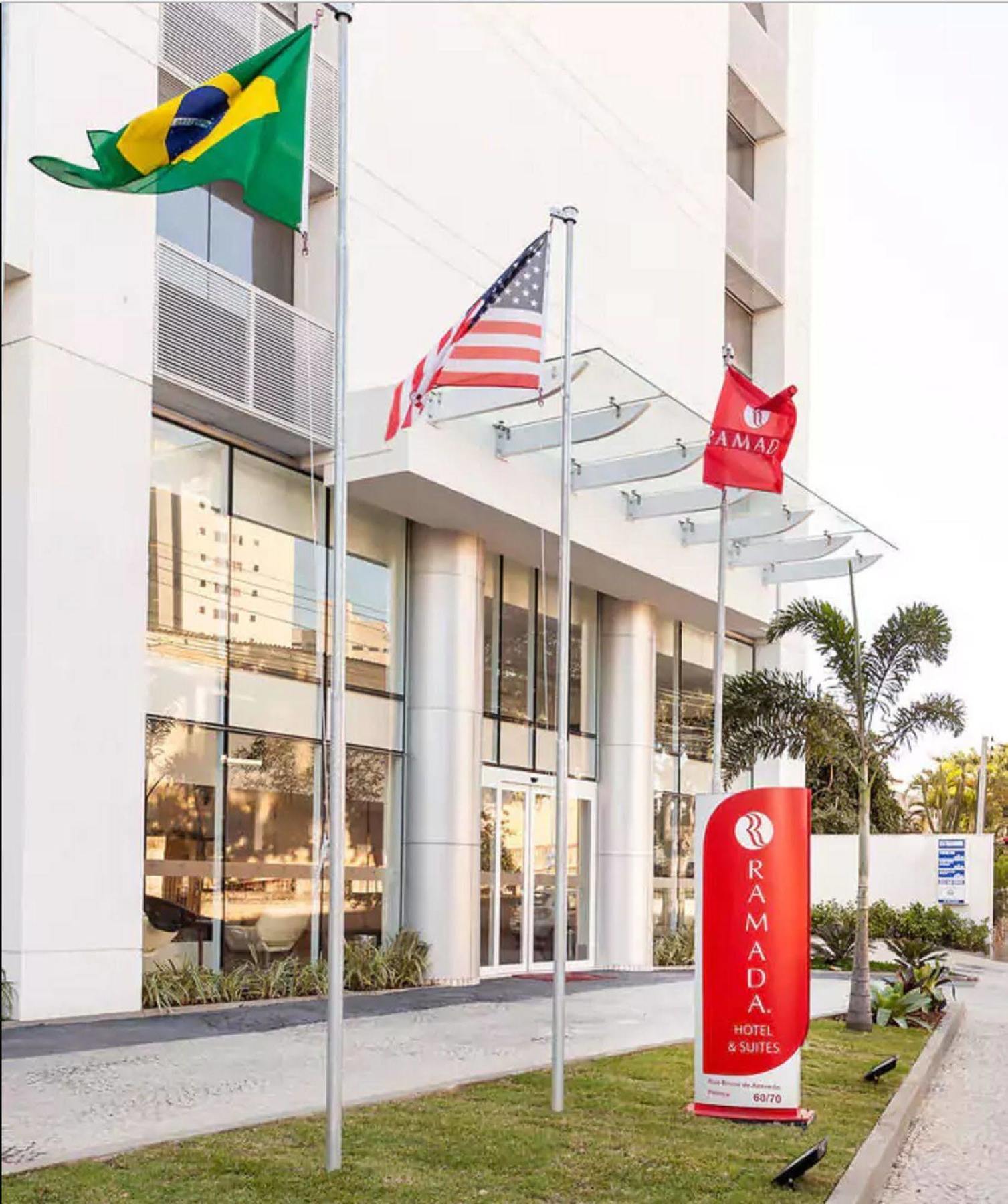 Ramada Hotel & Suites Campos Pelinca Campos dos Goytacazes Εξωτερικό φωτογραφία